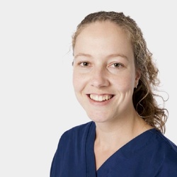 Nieuwenhuizen, Janneke